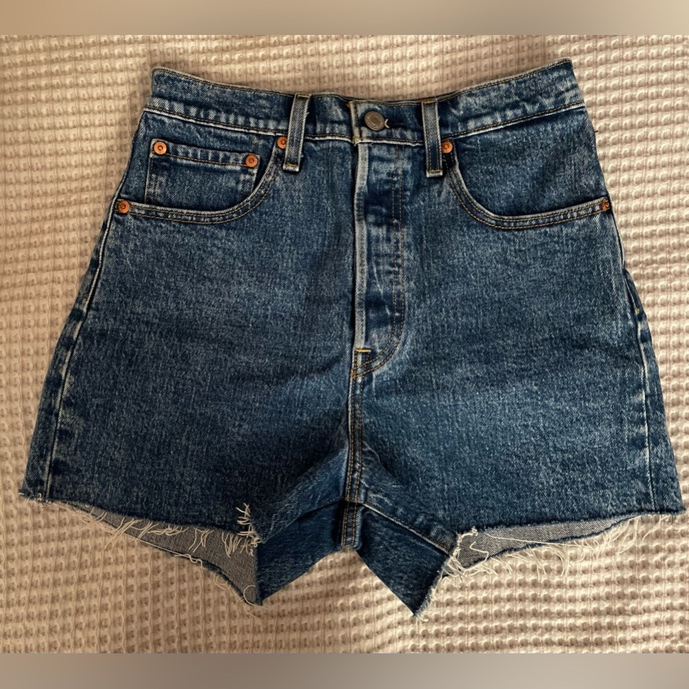 Levis Ribcage Denim Shorts